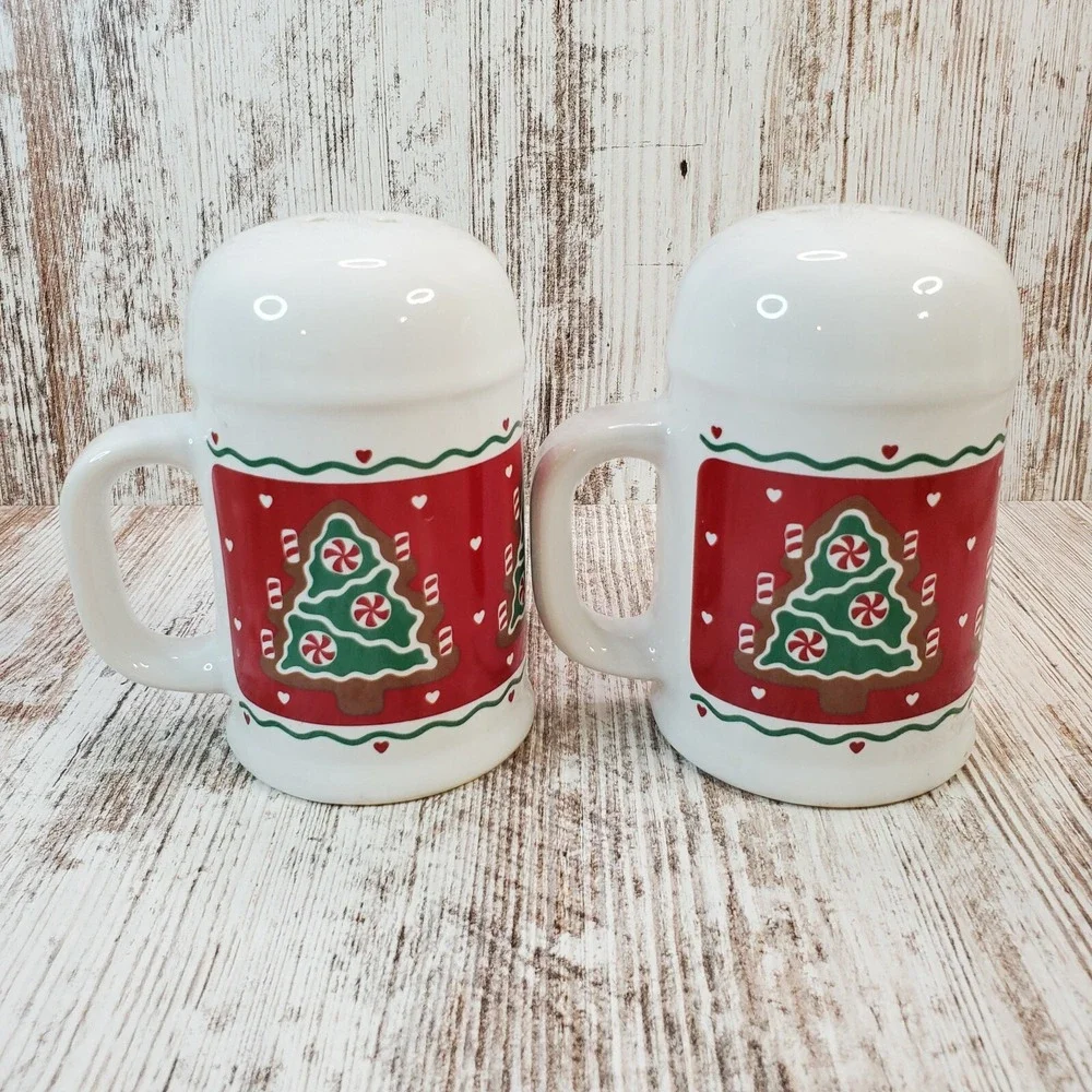 Vtg New Avenues Nutcracker Sweets Christmas Shakers Set of 2 Crafted in Taiwan